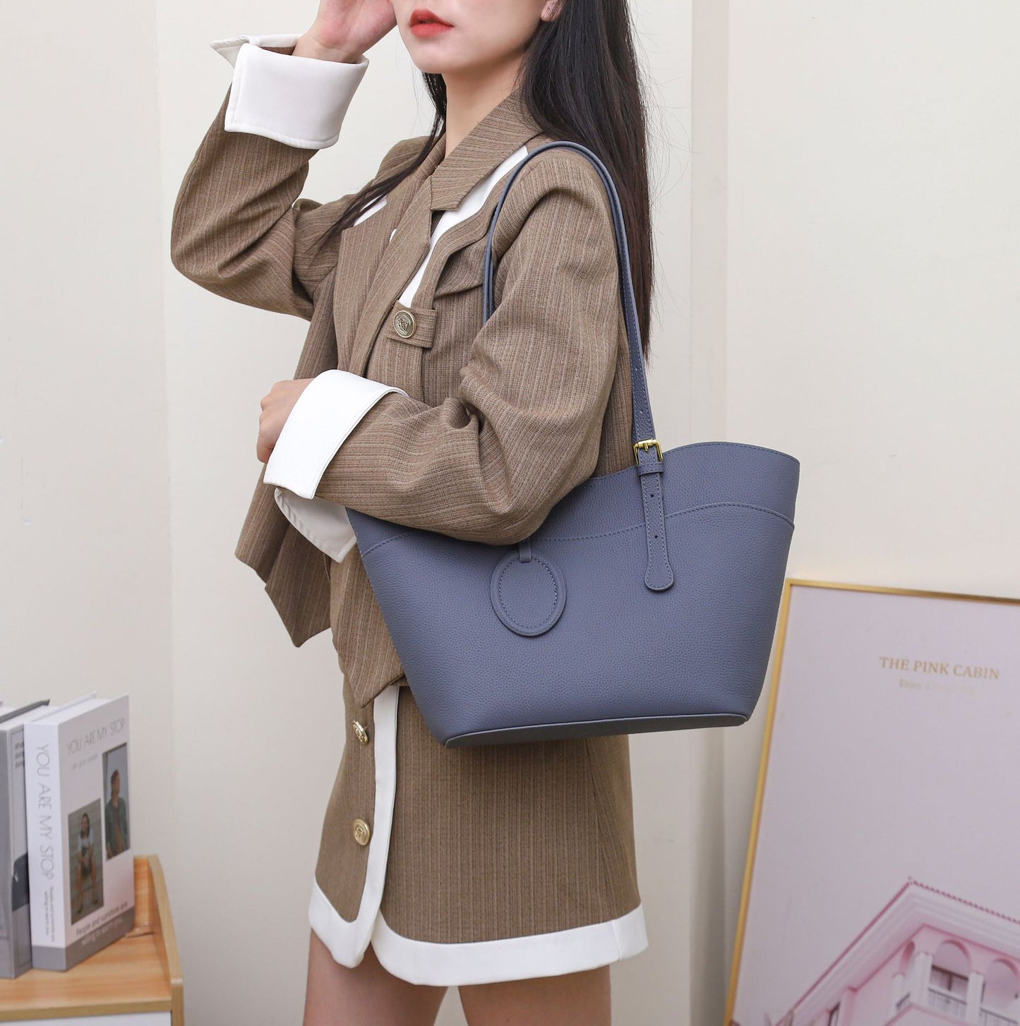 EGM369 BLACK Genuine Leather Bag