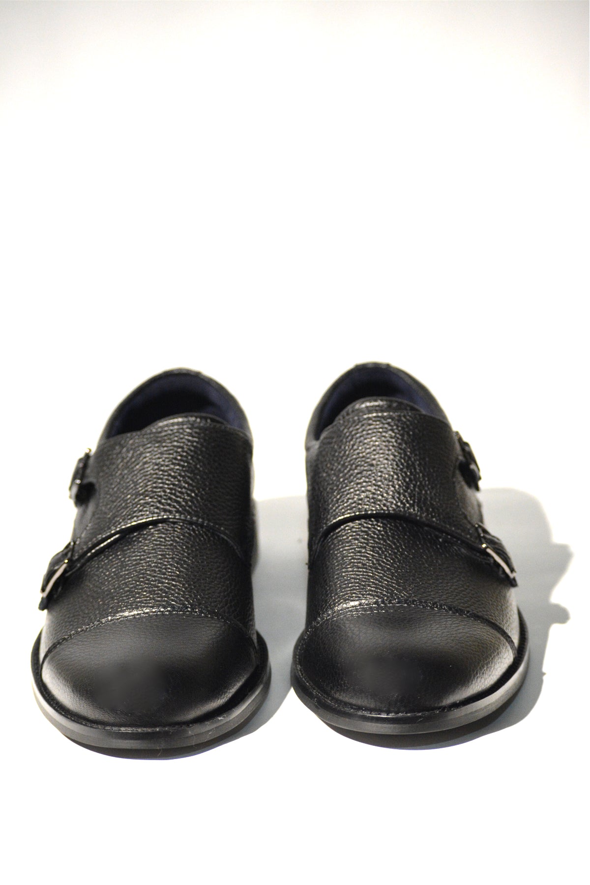 Adonis Black
