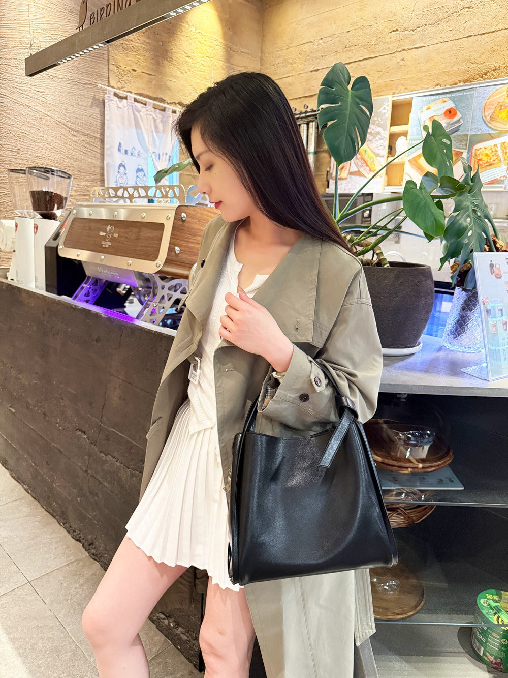 EGM356 BLACK Genuine Leather Bag