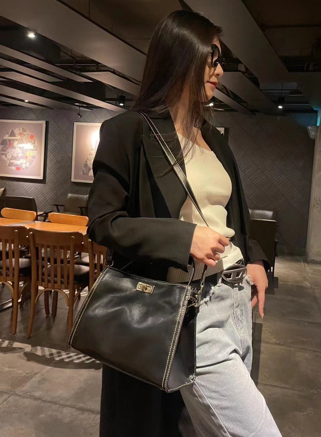 EGM286 BLACK Genuine Leather Bag