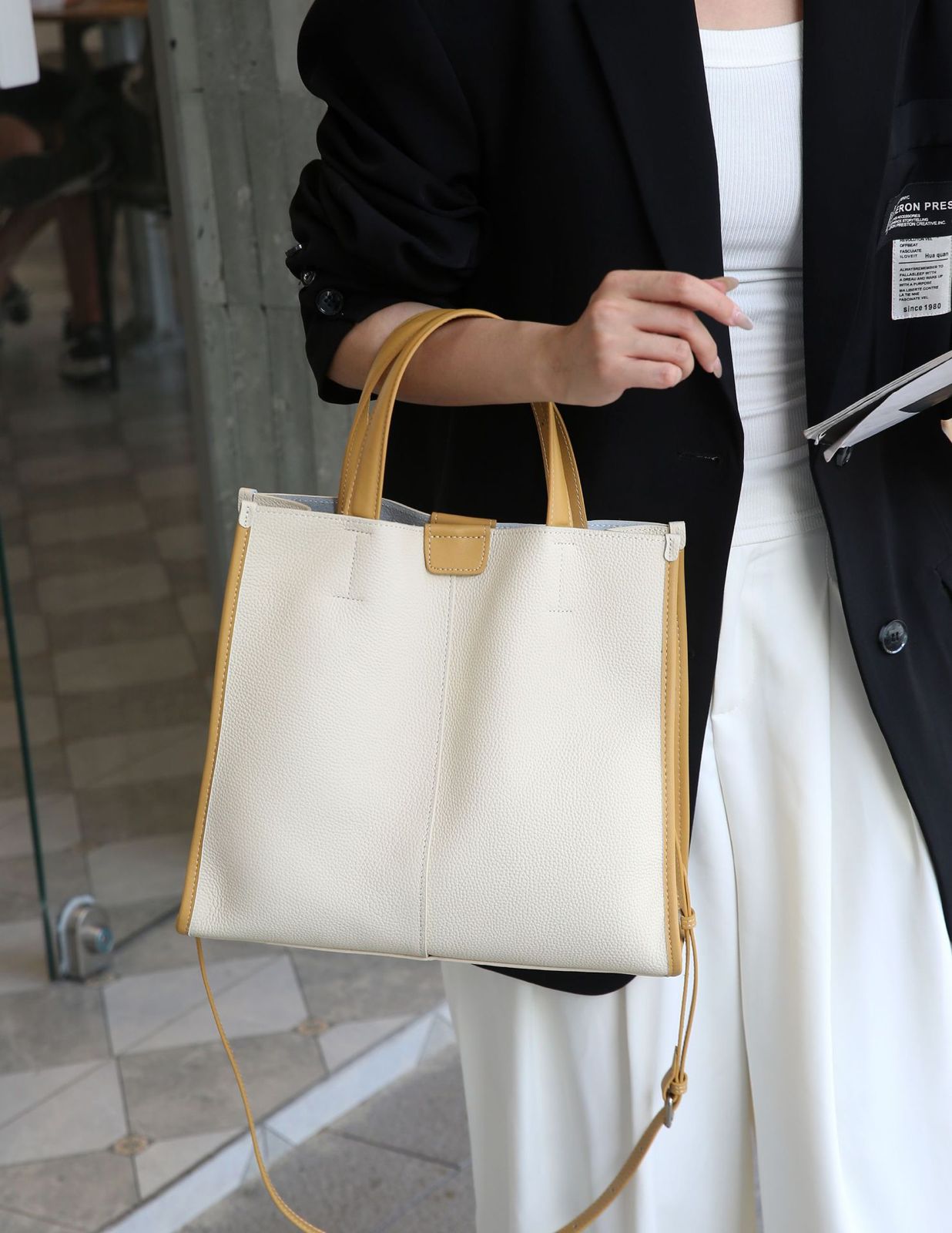EGM365 WHITE-APRICOT Genuine Leather Bag