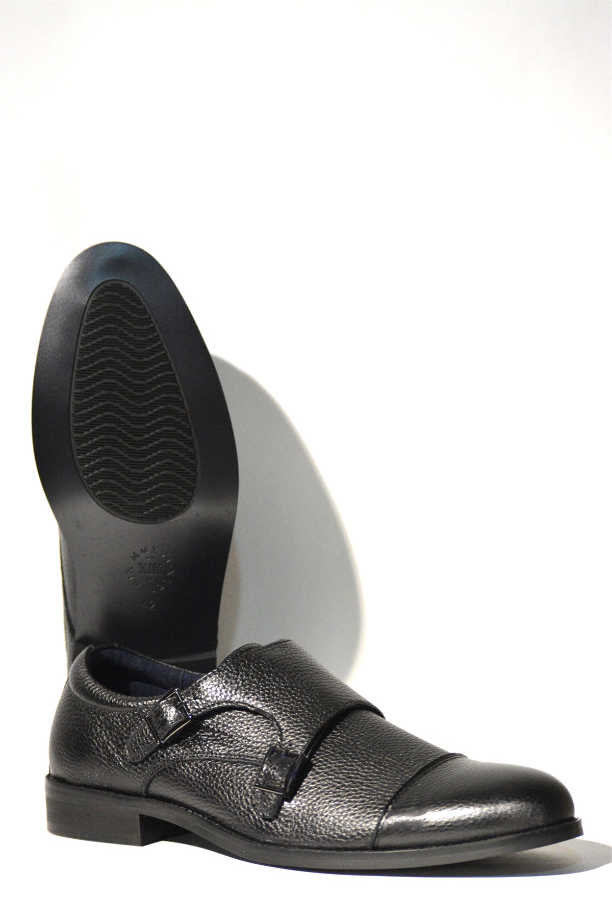 Adonis Black